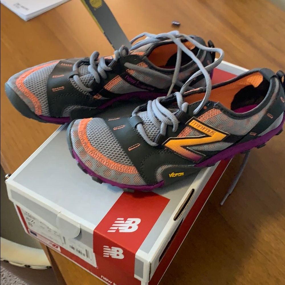 Women’s New Balance Minimus shoes size 8.5 (NWT)